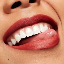 MAC Chili's Crew Retro Matte Liquid Lipcolour -Glisheen Sales Store 2608955 alt02