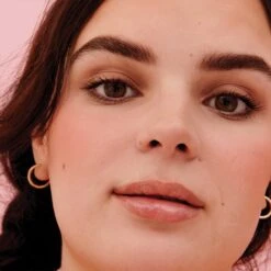 Hoola & WANDERful World Duo Mini Bronzer & Blush Palette -Glisheen Sales Store 2609733 alt02